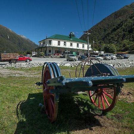 Otira Stagecoach Hotel Экстерьер фото