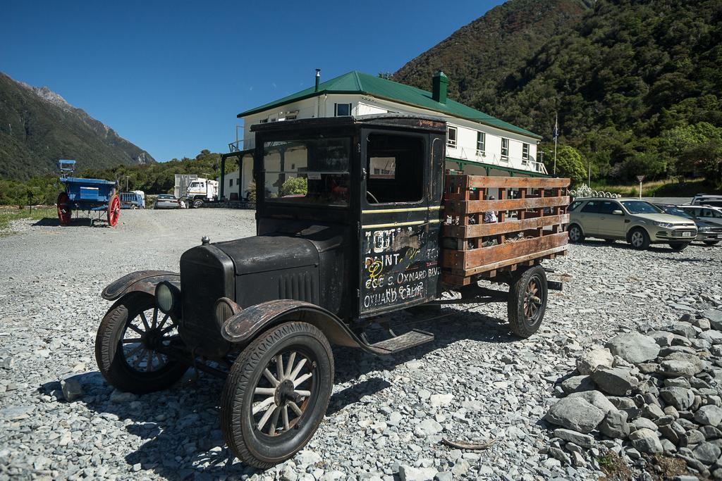 Otira Stagecoach Hotel Экстерьер фото